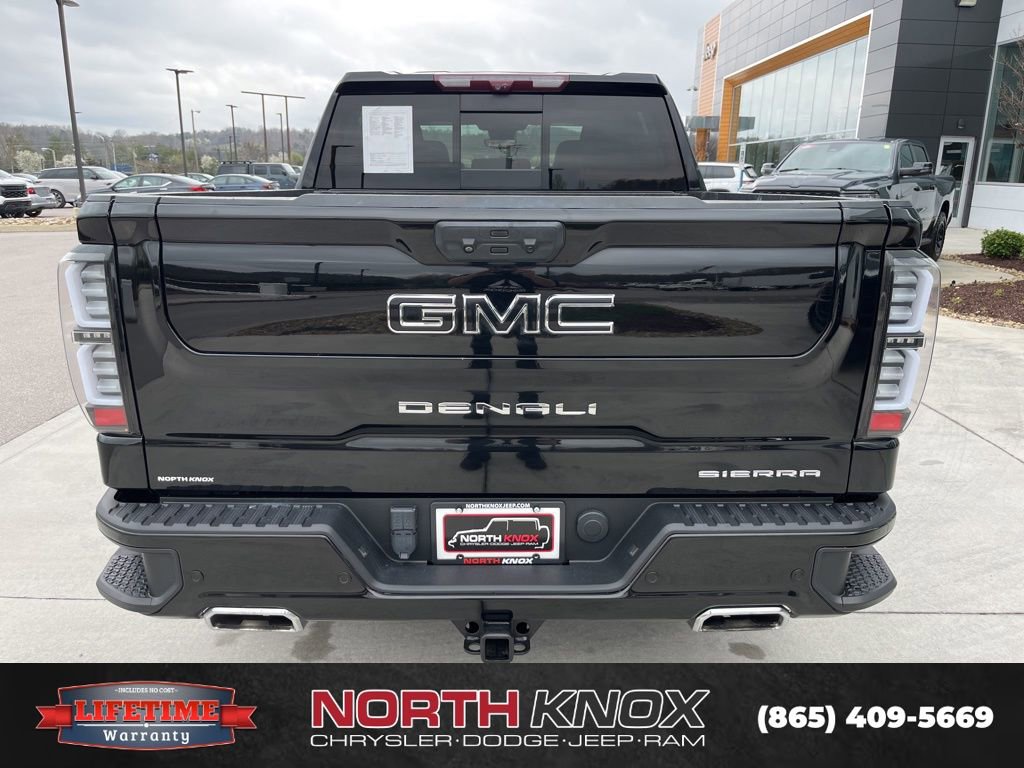 Used 2022 GMC Sierra 1500 Denali w/ Denali Reserve Package image 18