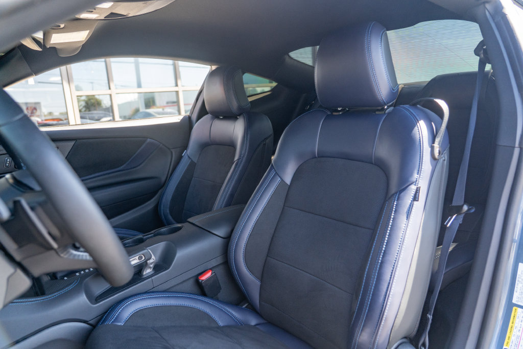 Used 2025 Ford Mustang Dark Horse RWD image 15