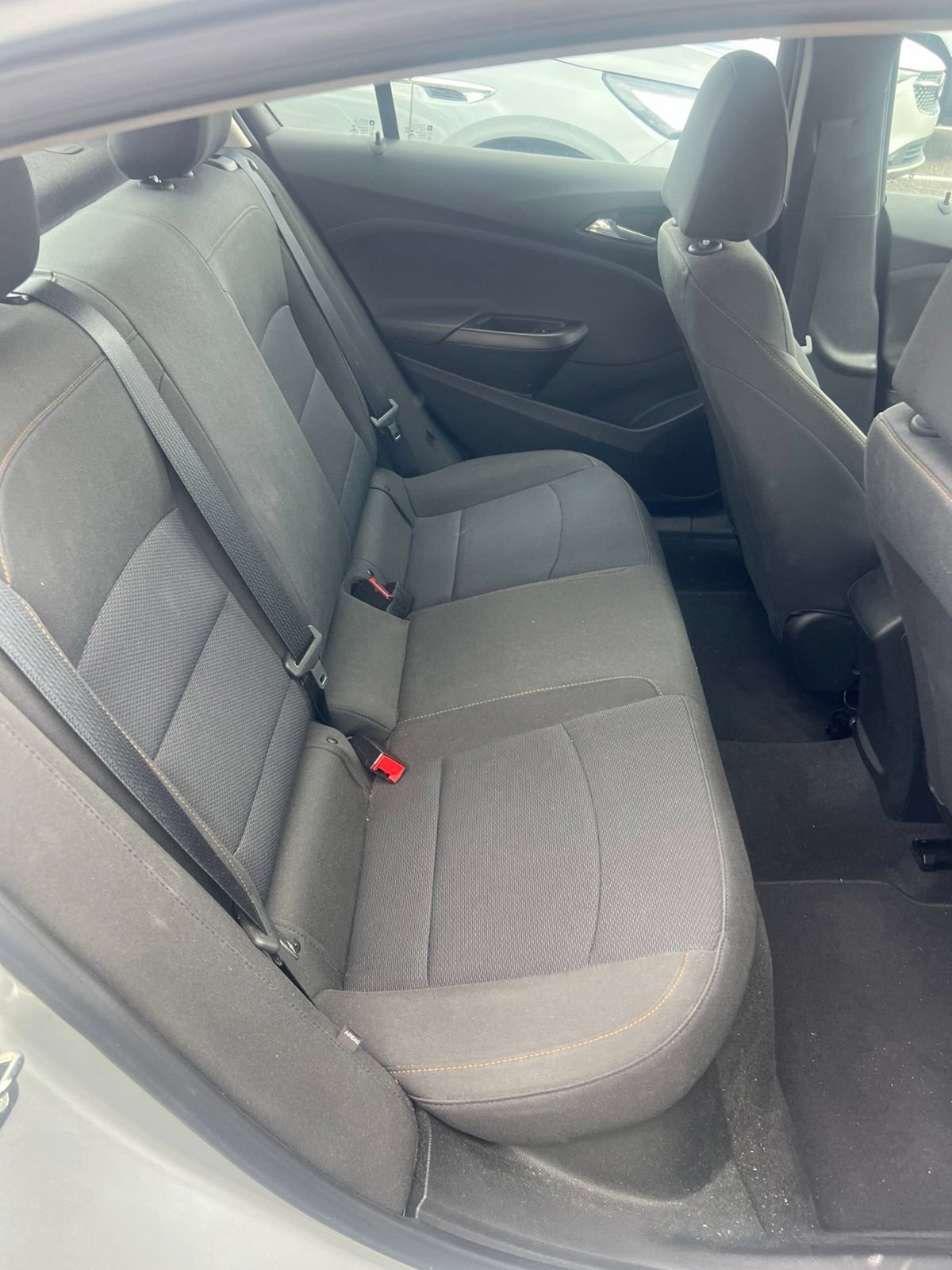 Used 2018 Chevrolet Cruze LS FWD image 11