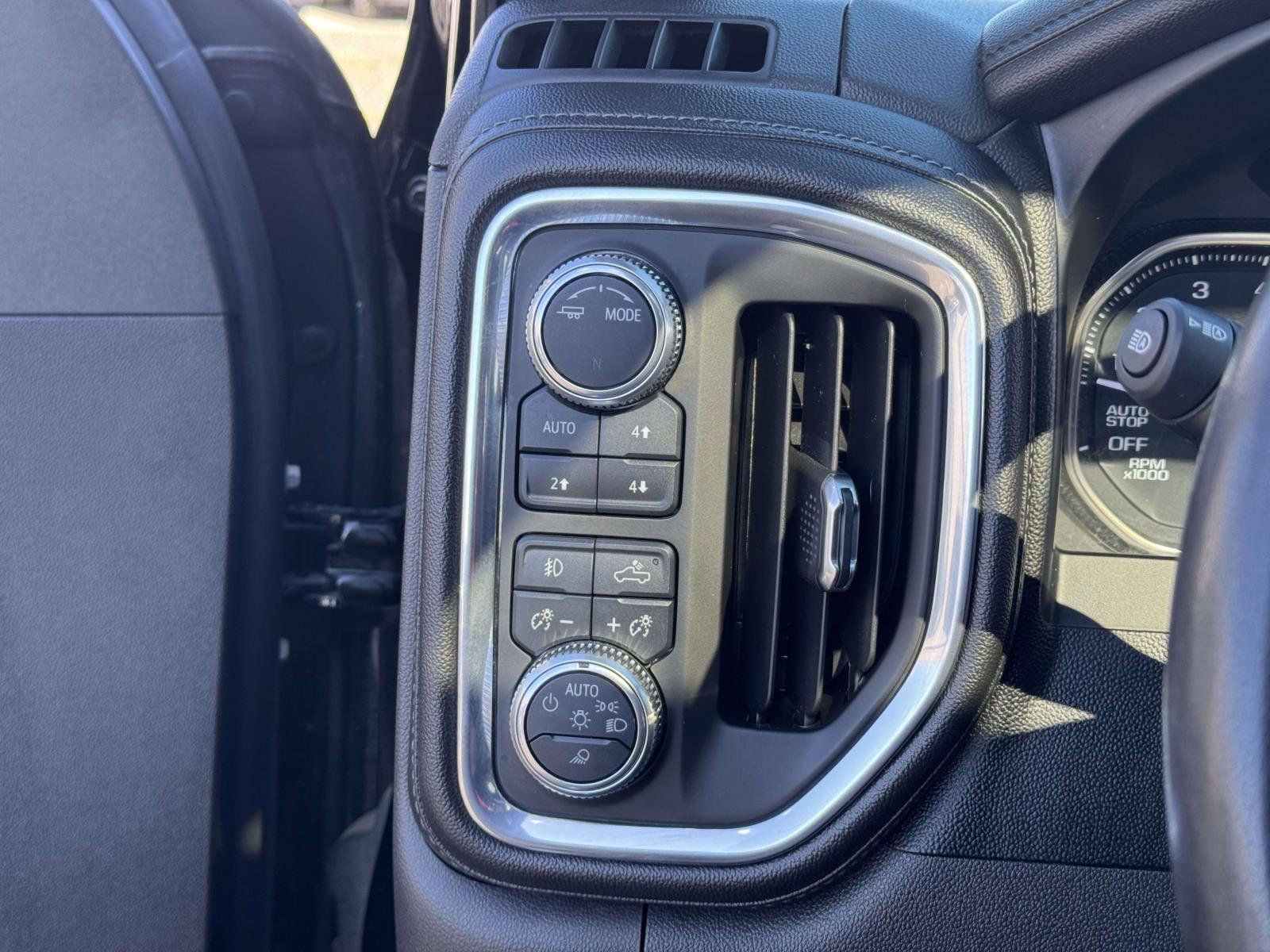 Certified 2020 GMC Sierra 1500 SLT w/ SLT Premium Plus Package image 12