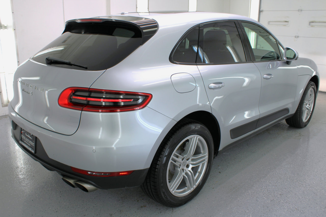 Used 2017 Porsche Macan S image 10