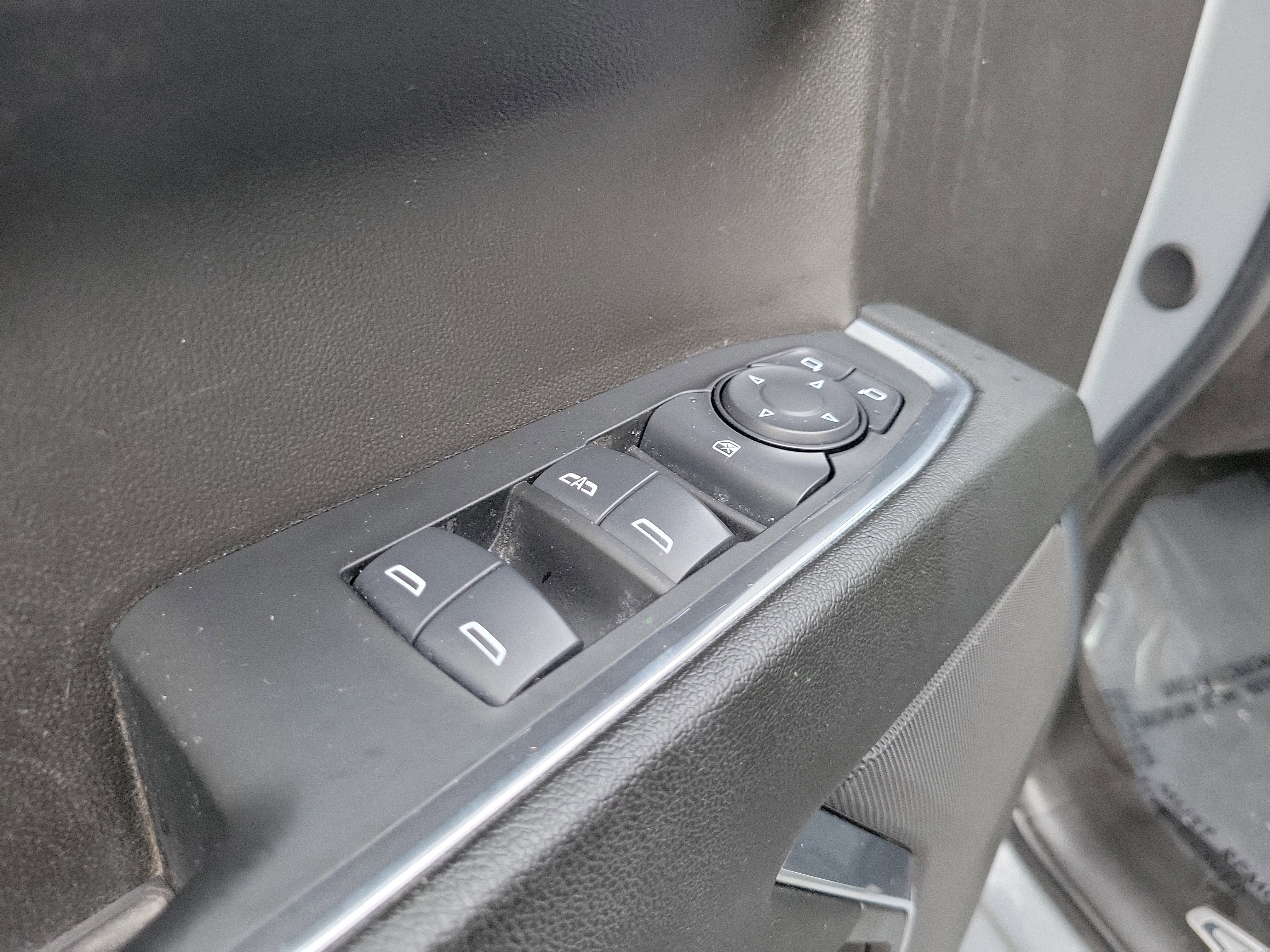 Used 2024 Chevrolet Silverado 1500 RST image 23