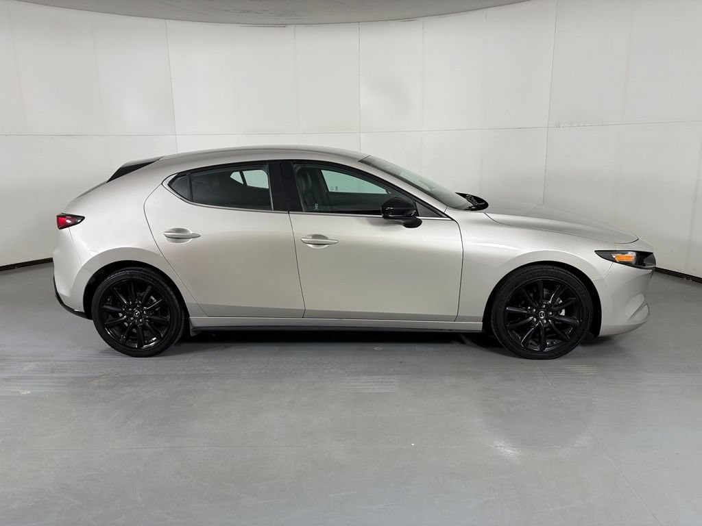 Used 2024 MAZDA MAZDA3 s FWD image 9