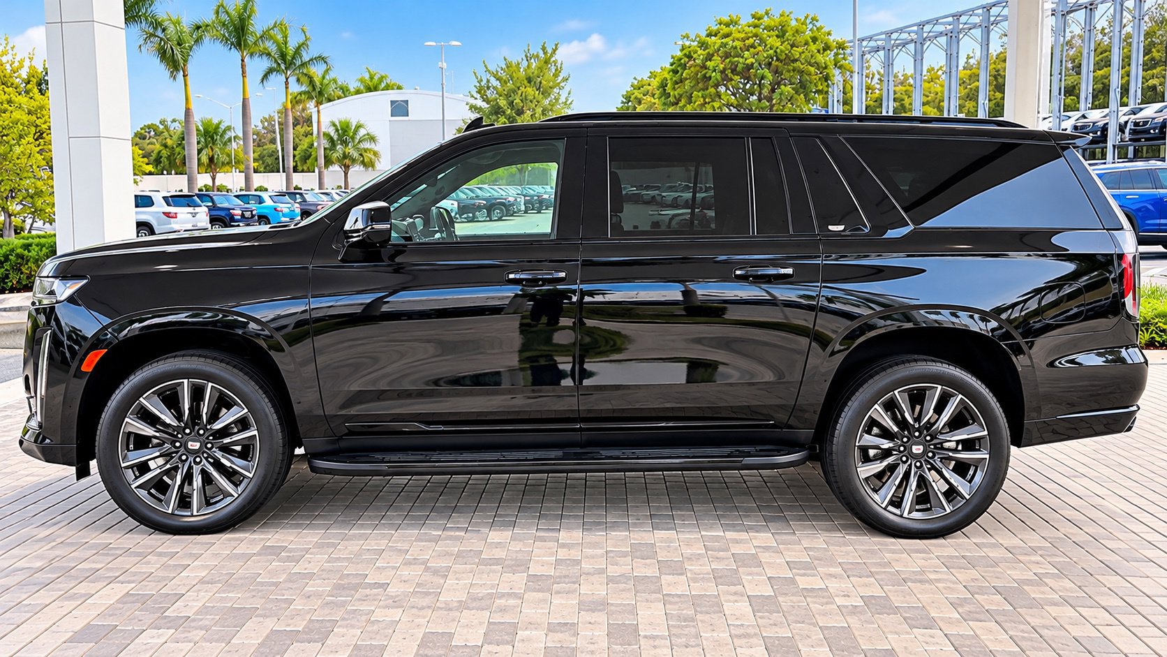 Certified 2023 Cadillac Escalade ESV Sport RWD image 2