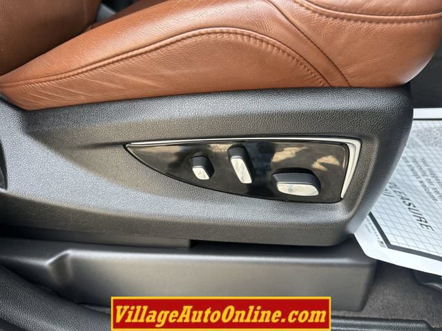 Used 2020 Cadillac Escalade ESV Premium Luxury AWD/4WD image 49