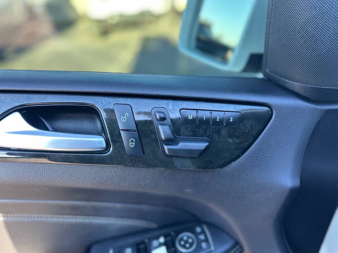 Used 2015 Mercedes-Benz ML 350 4MATIC image 17