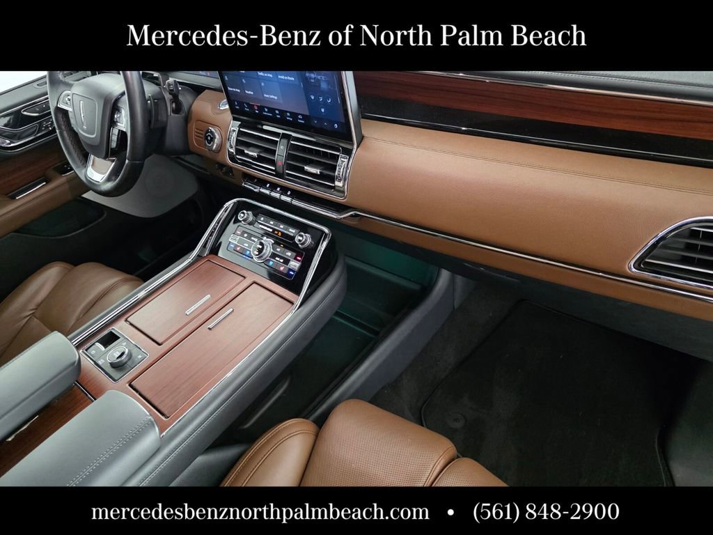 Used 2023 Lincoln Navigator Reserve image 33