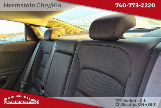 Used 2024 Chevrolet Malibu LT image 24