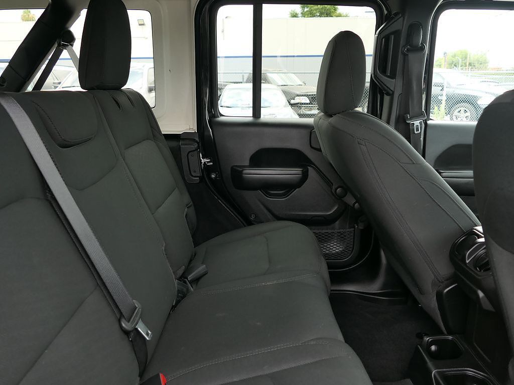 Used 2021 Jeep Wrangler Unlimited Sport AWD/4WD image 23