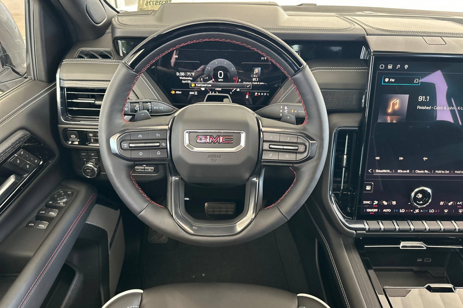 New 2026 GMC Yukon XL AT4 Ultimate AWD/4WD image 15
