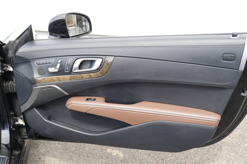 Used 2015 Mercedes-Benz SL 400 image 31