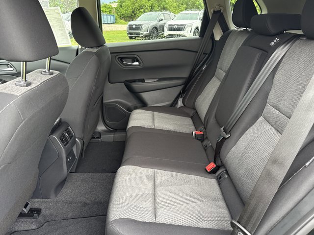 New 2026 Nissan Rogue SV w/ Cold Weather Package AWD/4WD image 6