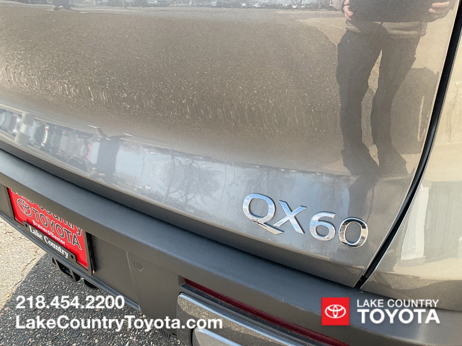 Used 2025 INFINITI QX60 Sensory AWD/4WD image 10
