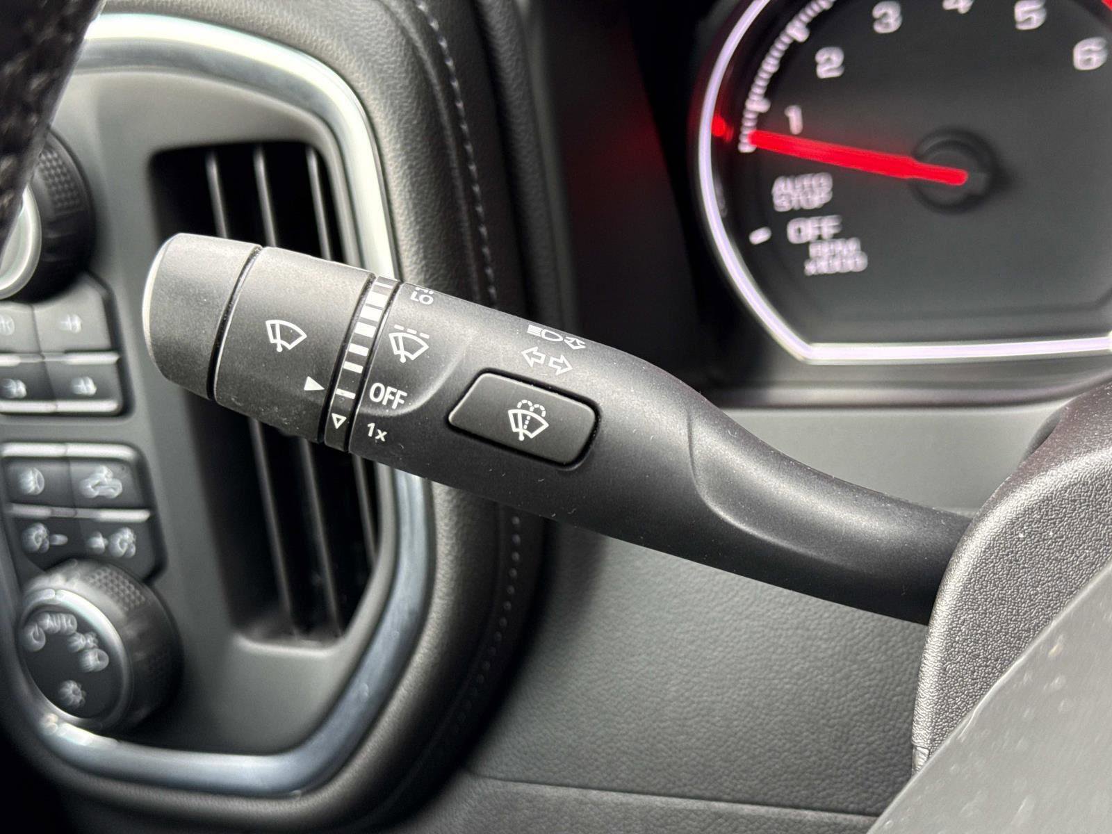 Used 2021 Chevrolet Silverado 1500 RST w/ Convenience Package II image 10