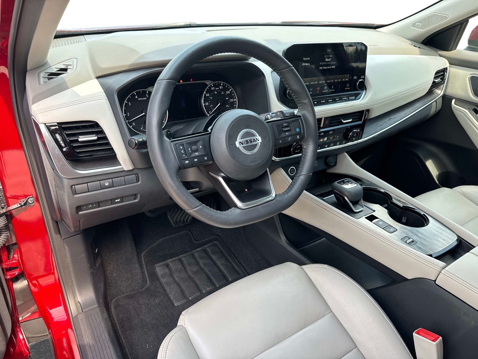 Used 2021 Nissan Rogue SL w/ Premium Package FWD image 23