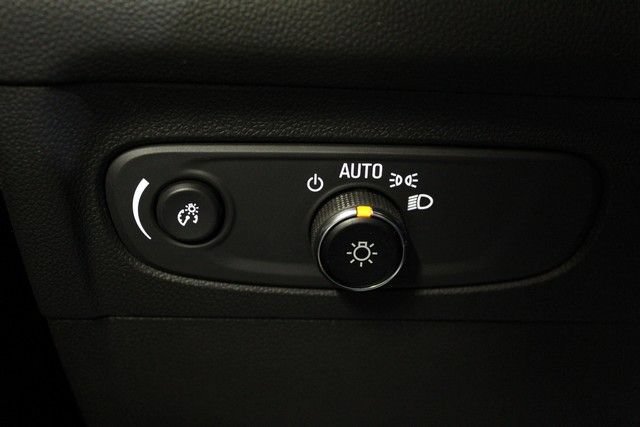 Used 2023 Buick Envision Preferred AWD/4WD image 20