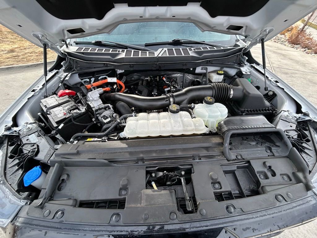 Used 2024 Ford F150 Lariat image 34