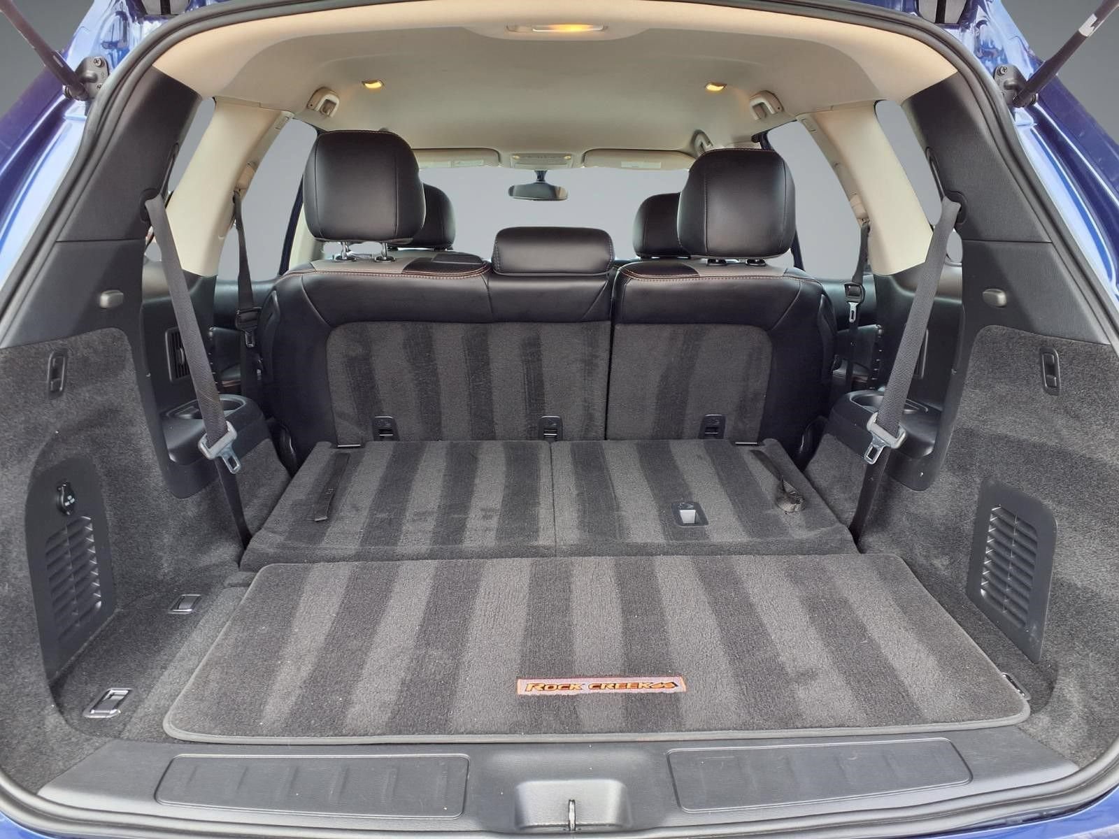Used 2019 Nissan Pathfinder SV w/ Rock Creek Edition FWD image 12