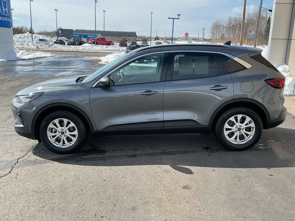 Used 2024 Ford Escape Active w/ Tech Pack #2 image 8