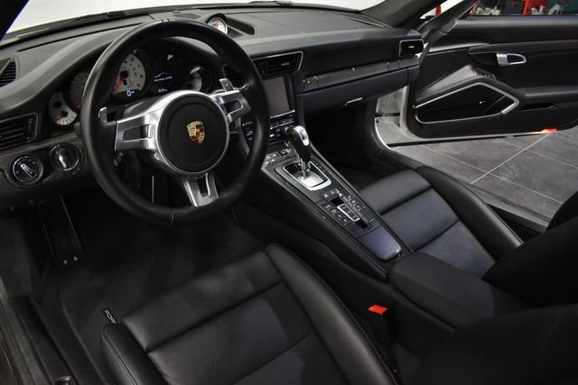 Used 2015 Porsche 911 Carrera GTS RWD image 13