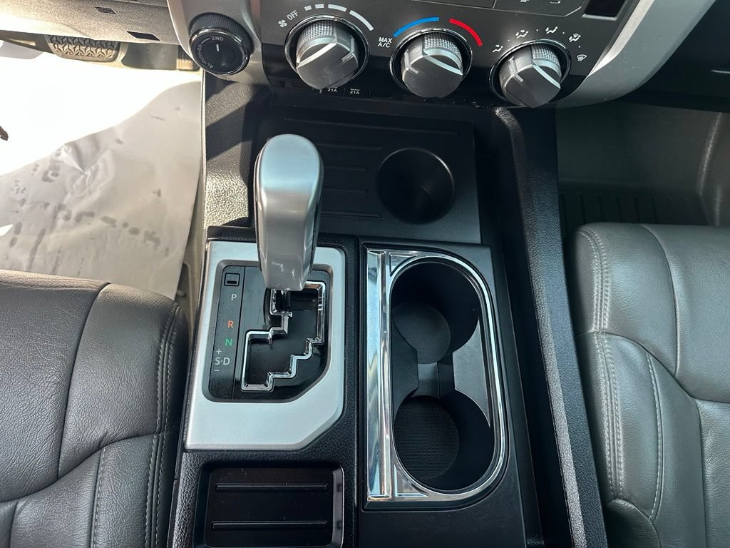Used 2020 Toyota Tundra SR5 w/ SR5 Upgrade Package AWD/4WD image 21