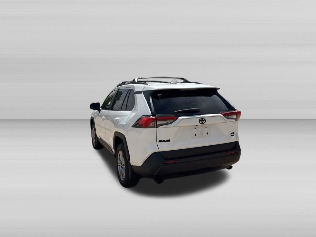 Used 2023 Toyota RAV4 XLE w/ Convenience Package AWD/4WD image 7