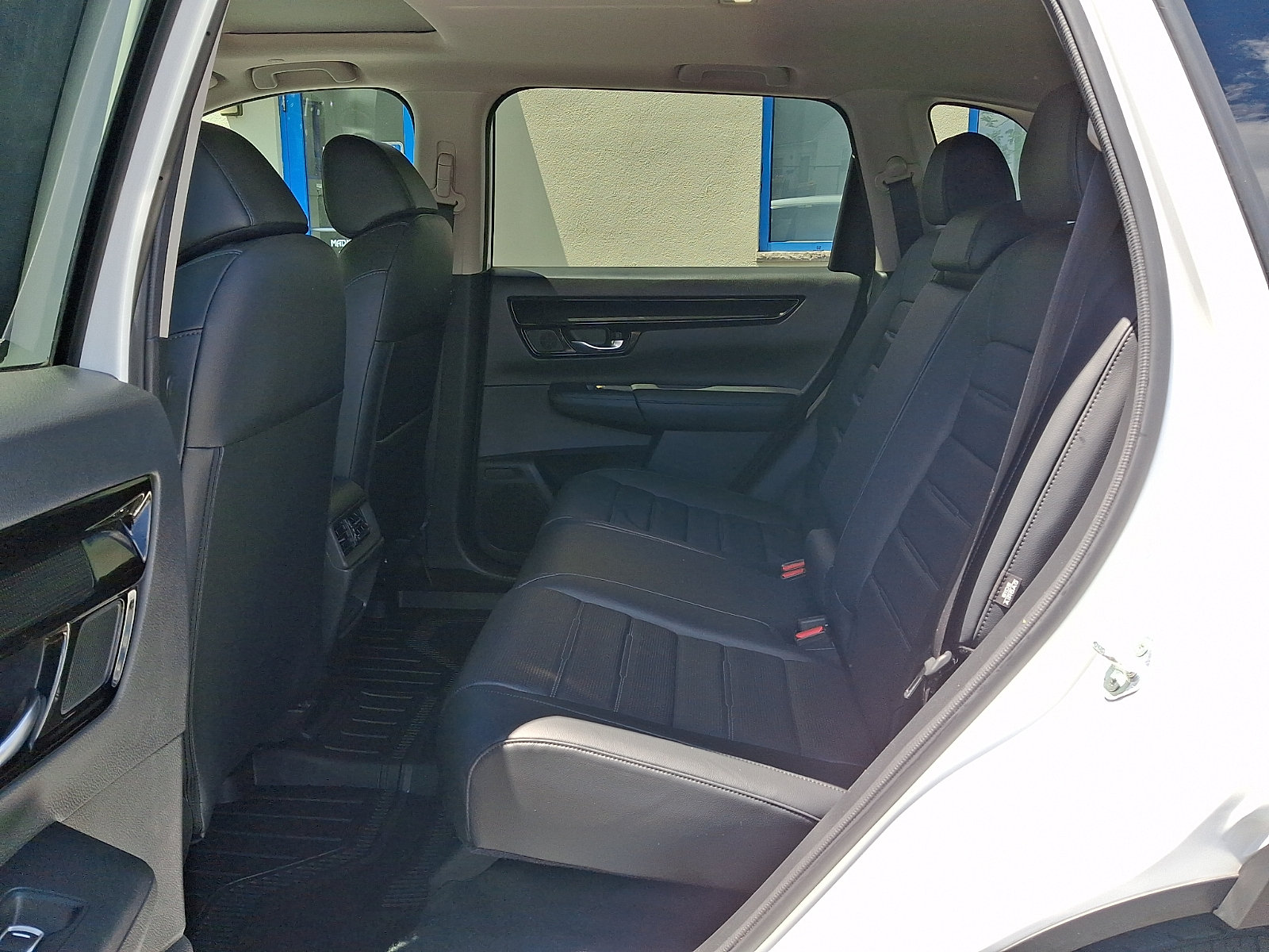 Used 2023 Honda CR-V EX-L image 10
