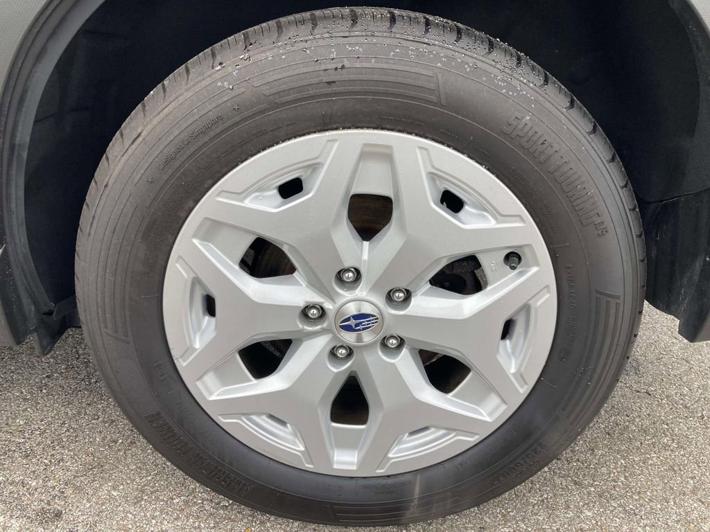 Used 2023 Subaru Forester AWD/4WD image 13