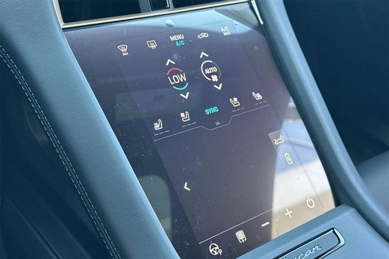 New 2025 Porsche Taycan GTS image 72