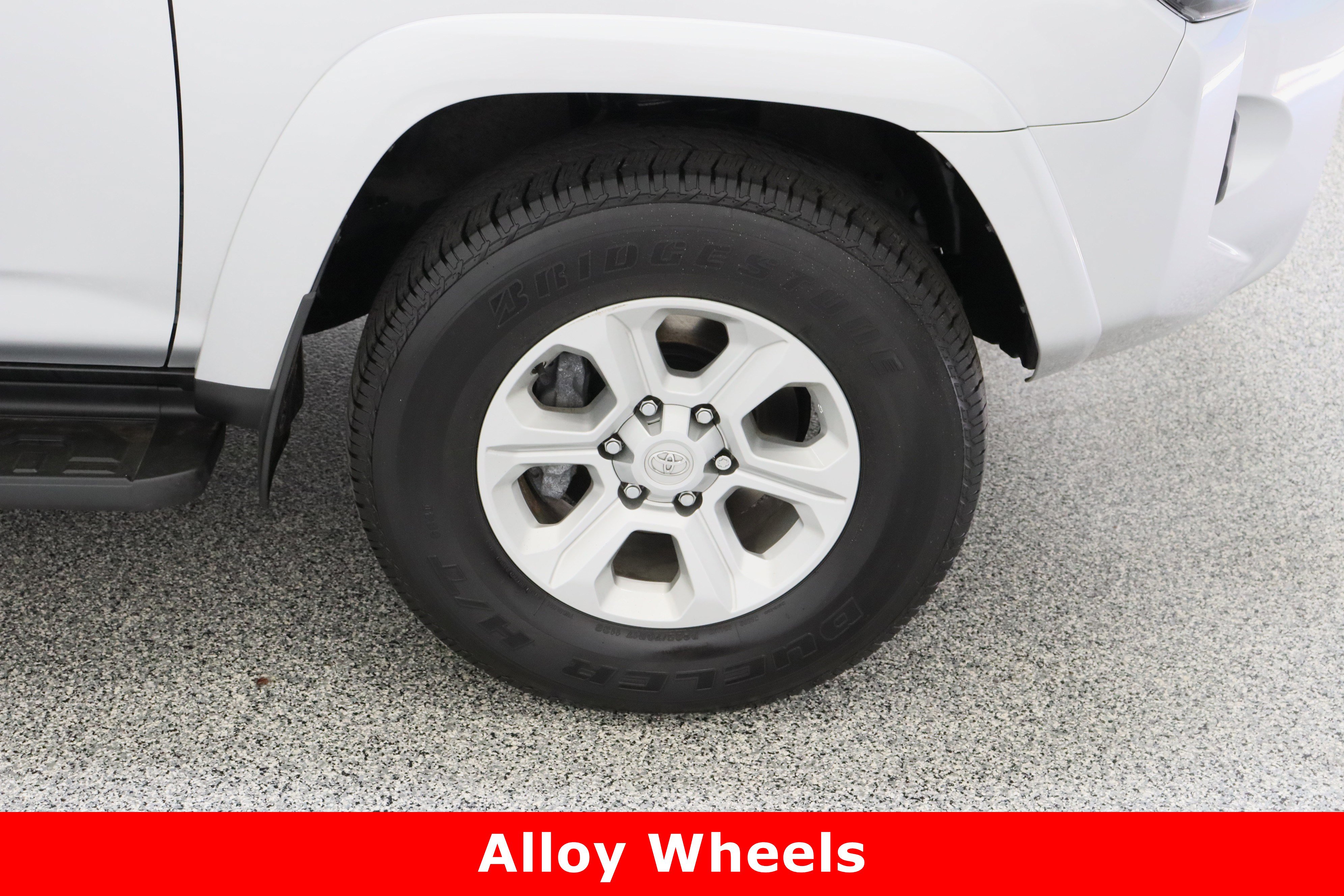 Certified 2024 Toyota 4Runner SR5 AWD/4WD image 5