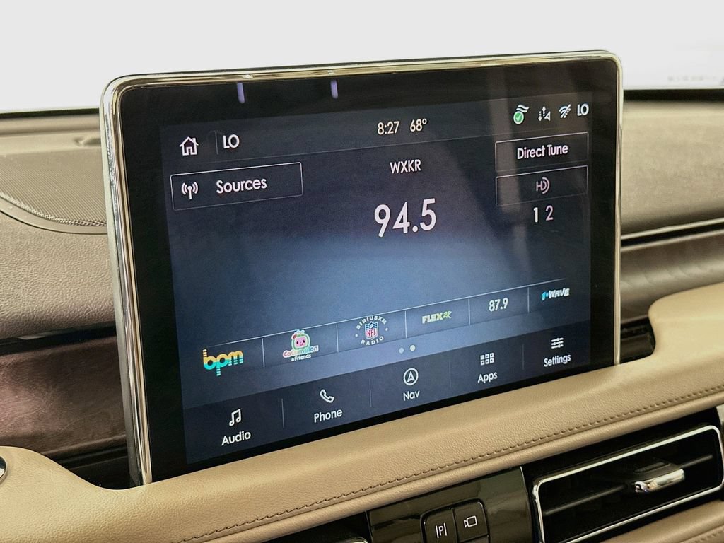 Used 2023 Lincoln Aviator Reserve w/ Elements Package Plus AWD/4WD image 23