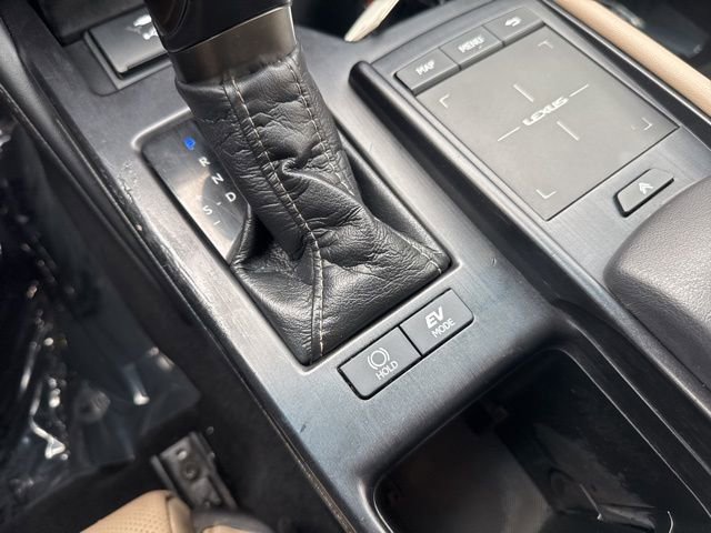 Used 2021 Lexus ES 300h w/ Accessory Package image 28