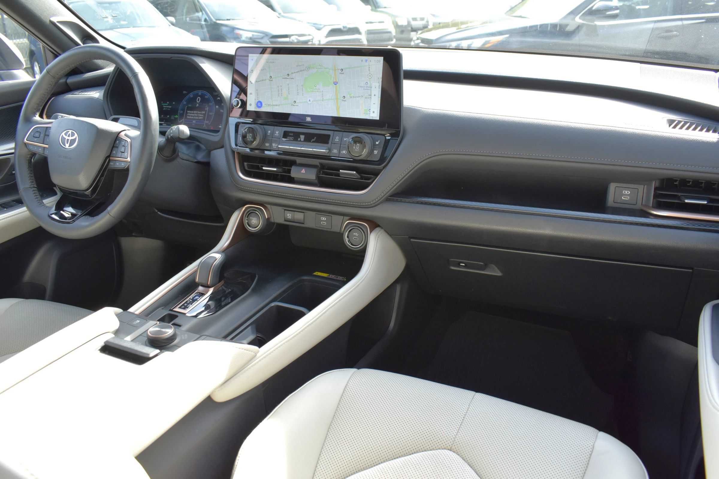 Used 2026 Toyota Grand Highlander AWD Hybrid image 13