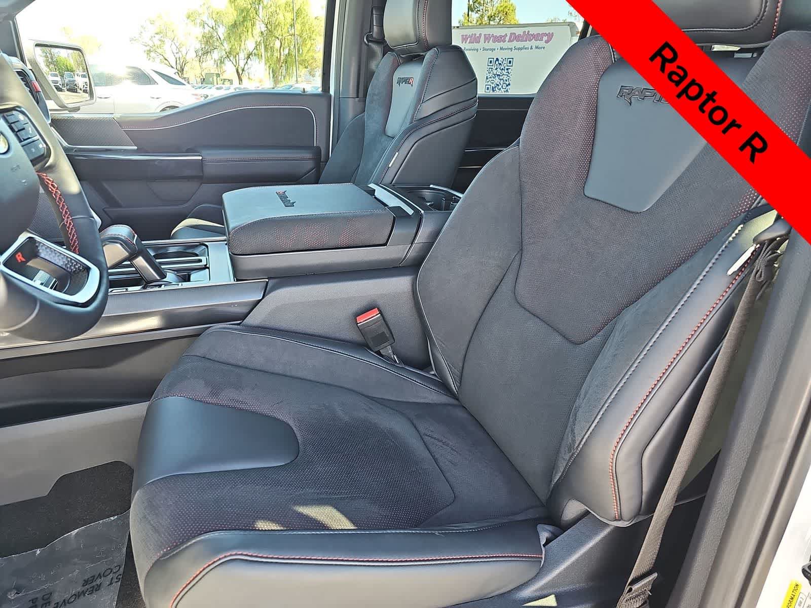 Used 2025 Ford F150 Raptor w/ Equipment Group 803A Raptor R AWD/4WD image 15