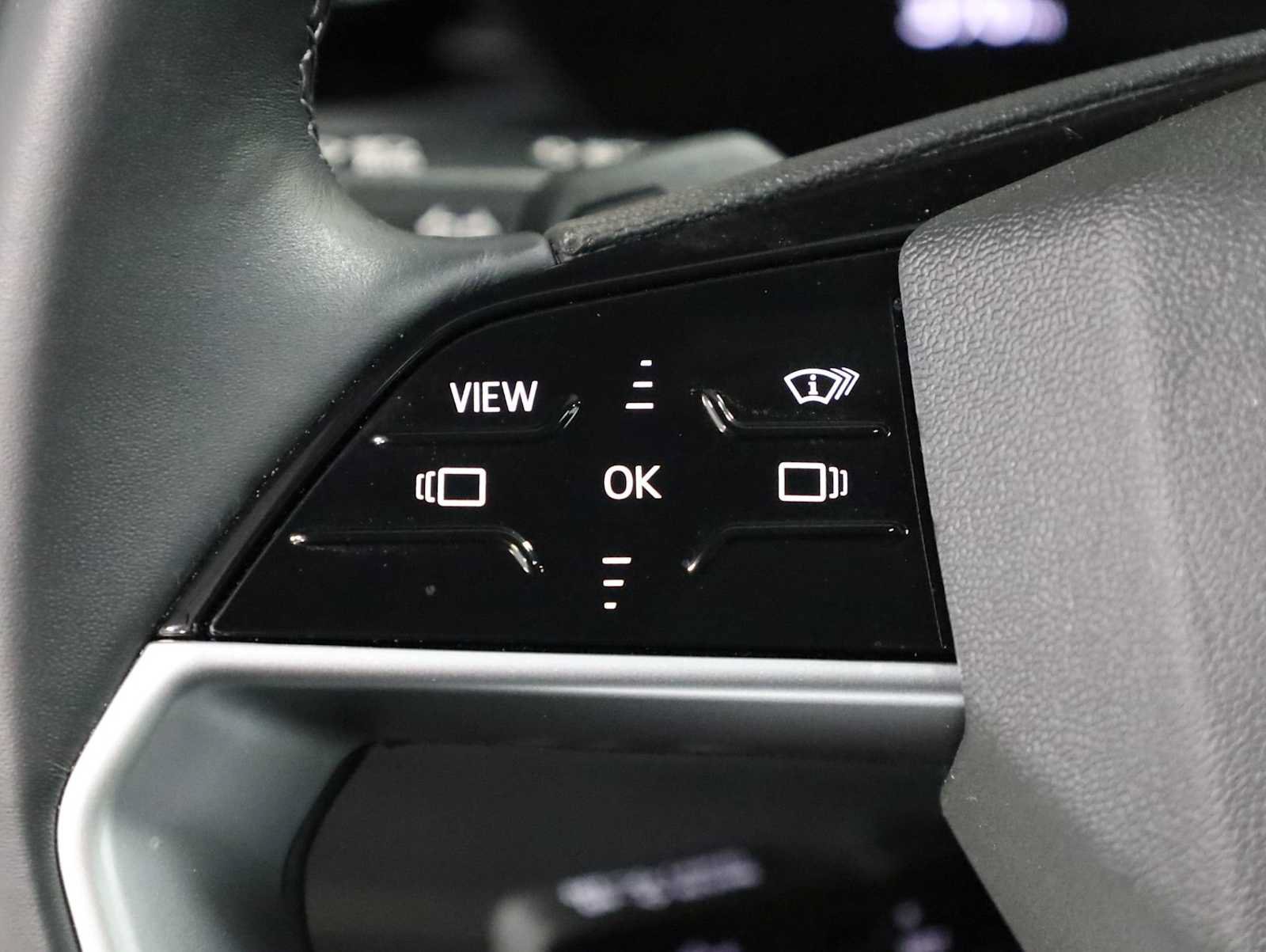 Certified 2025 Audi Q5 Premium AWD/4WD image 25
