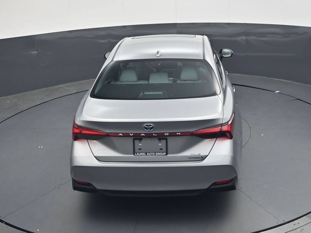 Used 2022 Toyota Avalon XLE w/ Moonroof Package FWD image 28