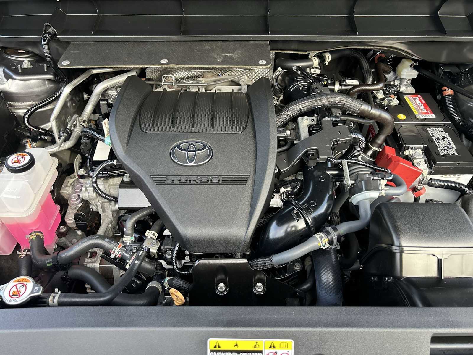 Used 2023 Toyota Highlander LE image 15