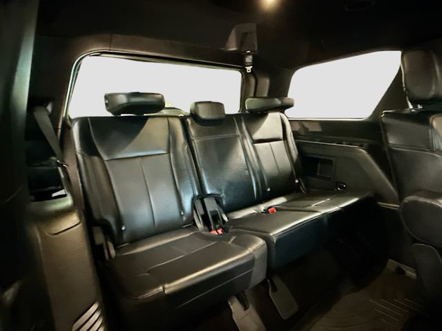 Used 2020 Ford Expedition XLT w/ Equipment Group 202A image 29