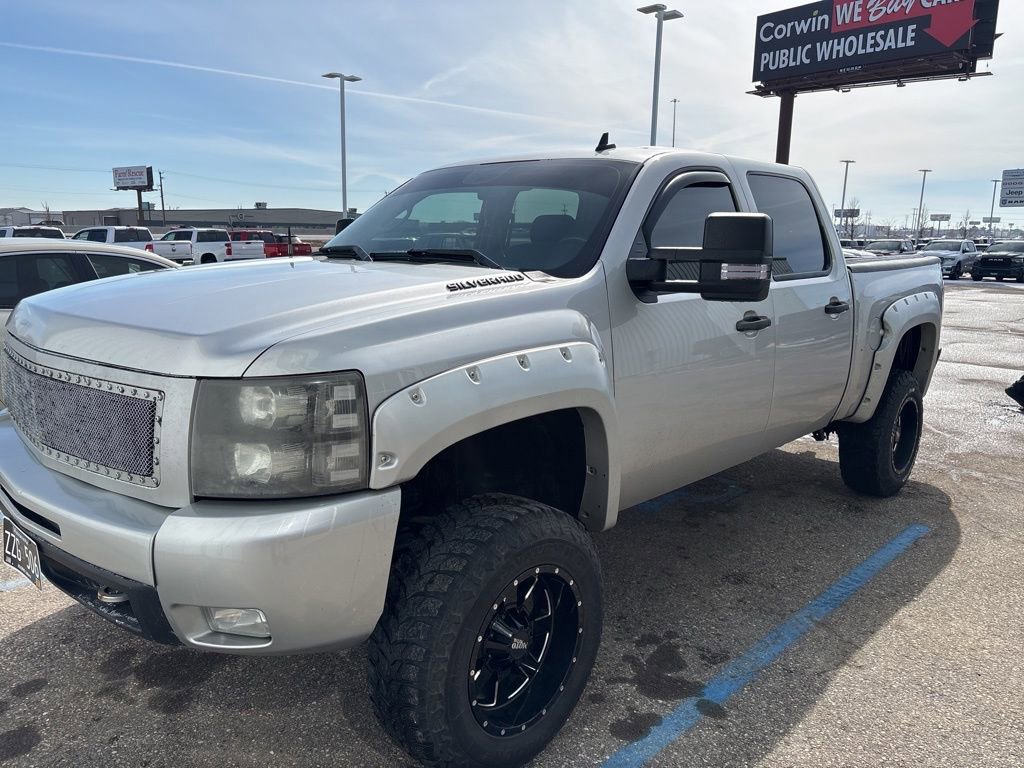 Used 2011 Chevrolet Silverado 1500 LT w/ All-Star Edition image 9