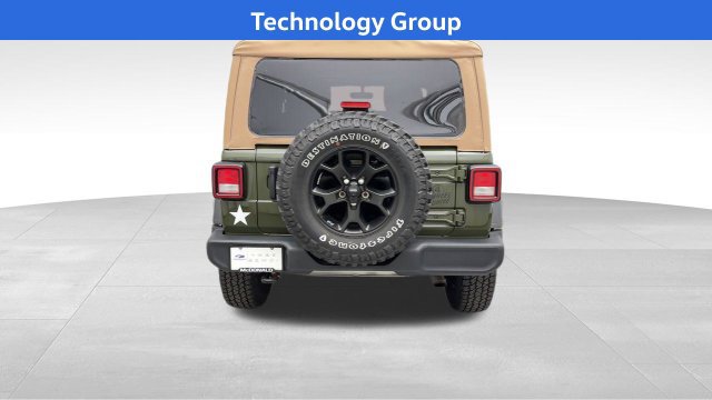 Used 2022 Jeep Wrangler Sport AWD/4WD image 3