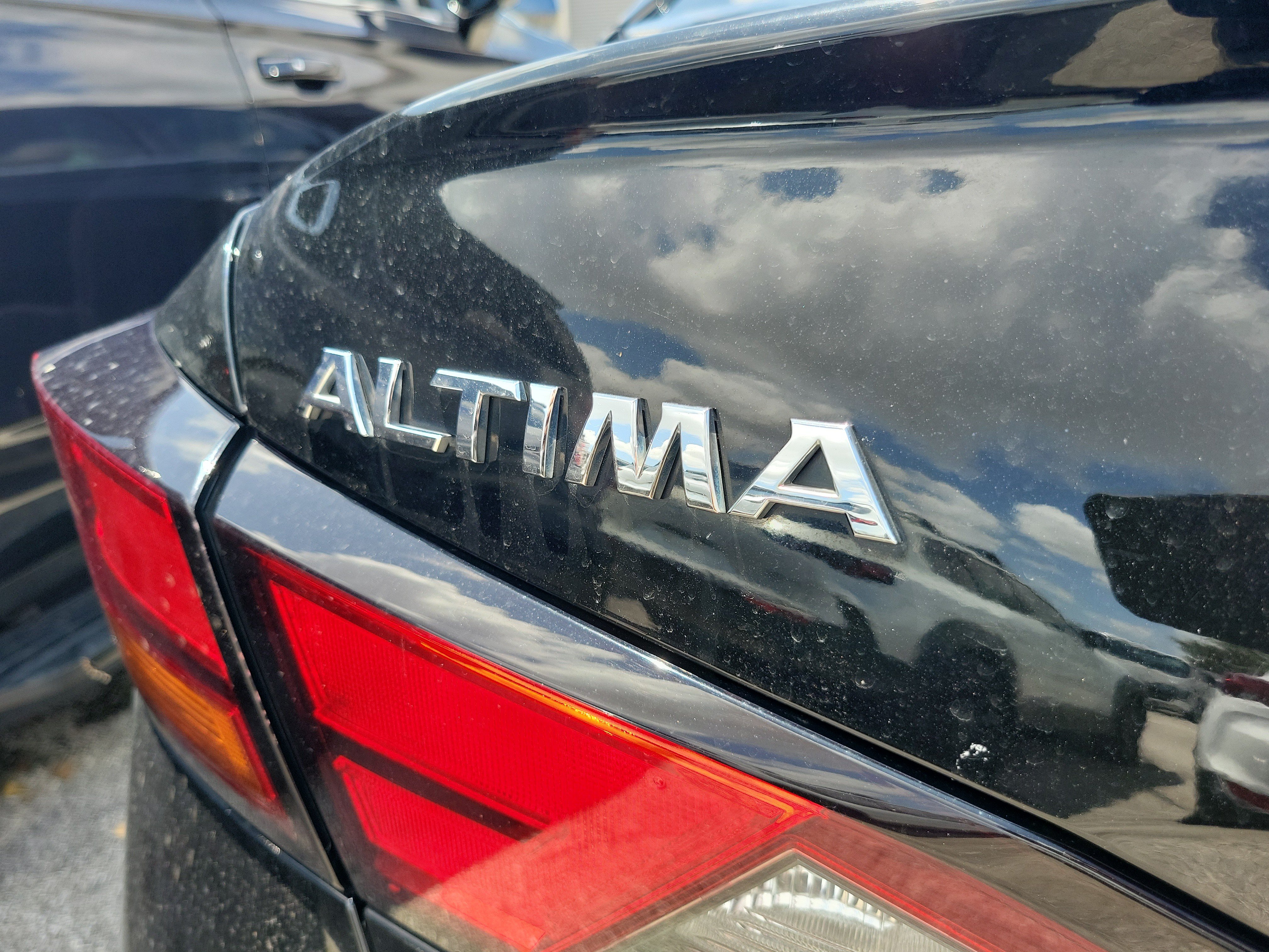 Used 2019 Nissan Altima 2.5 SV FWD image 7
