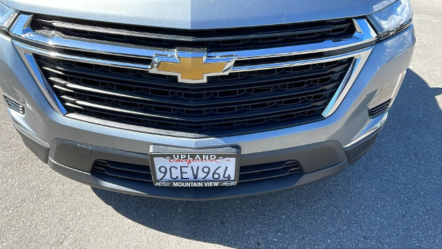 Used 2023 Chevrolet Traverse LS FWD image 9