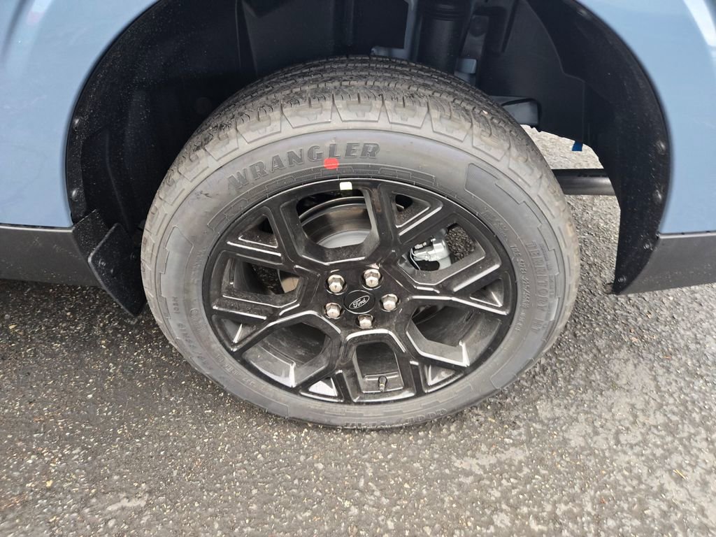 New 2026 Ford Maverick Lariat w/ Black Appearance Package image 9