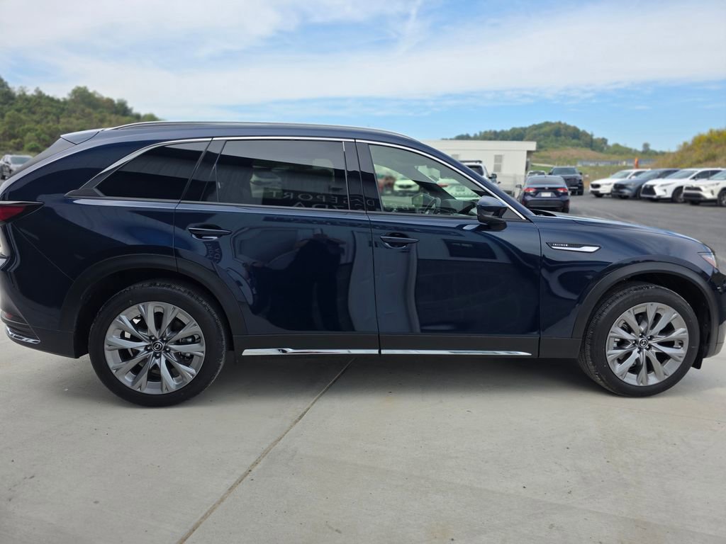 New 2025 MAZDA CX-90 3.3 Turbo w/ Premium Plus Pkg image 4