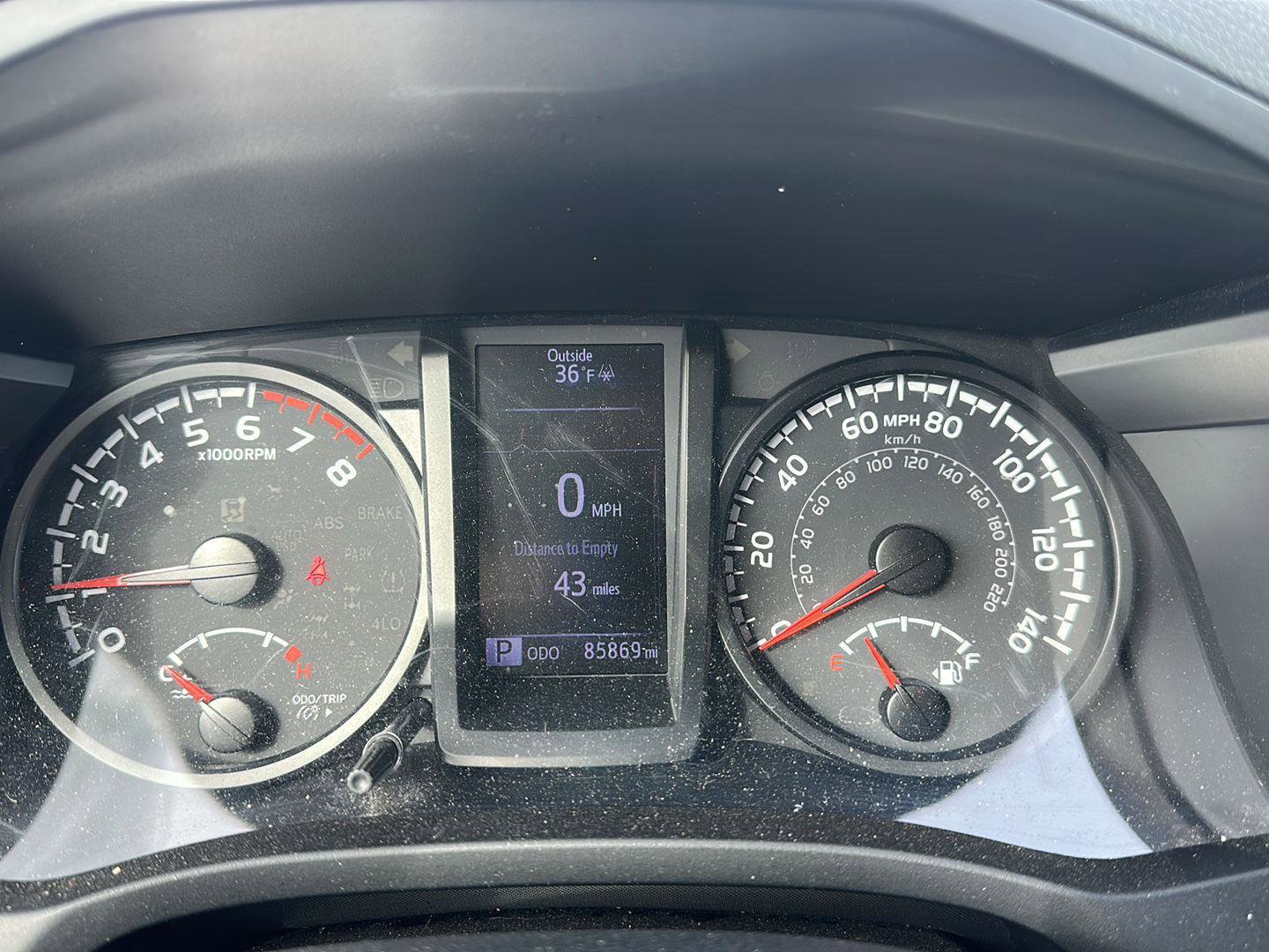 Used 2020 Toyota Tacoma SR image 10