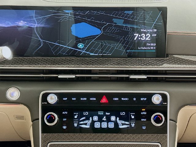 New 2025 Genesis GV80 3.5T e-SC AWD/4WD image 16