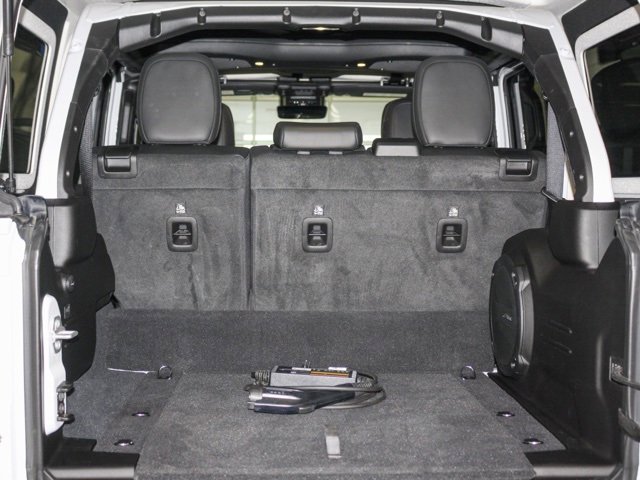 Used 2024 Jeep Wrangler Unlimited Rubicon 4xe image 7