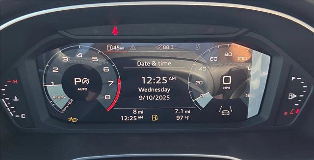 New 2025 Audi Q3 2.0T Premium image 11