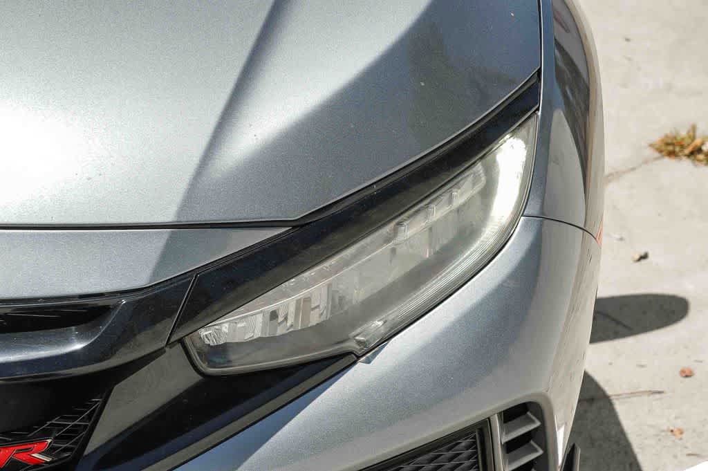 Used 2018 Honda Civic Type R image 8