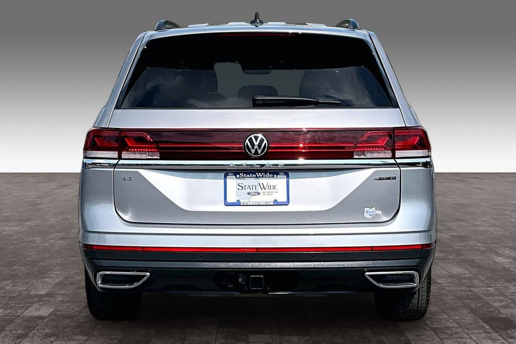 Used 2025 Volkswagen Atlas SE AWD/4WD image 28
